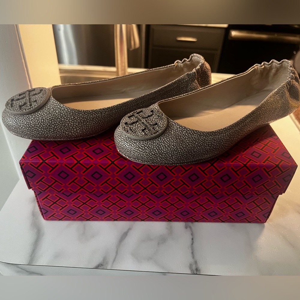 Tory Burch razza stone ballet flat